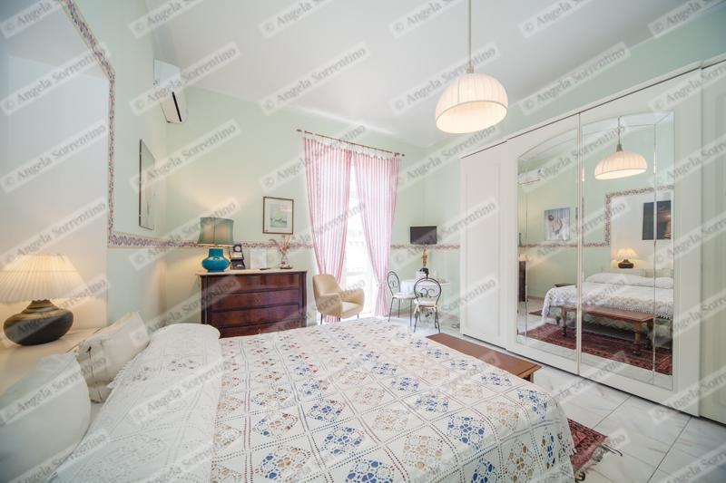 B&B Chez Caroline Napoli Eksteriør billede